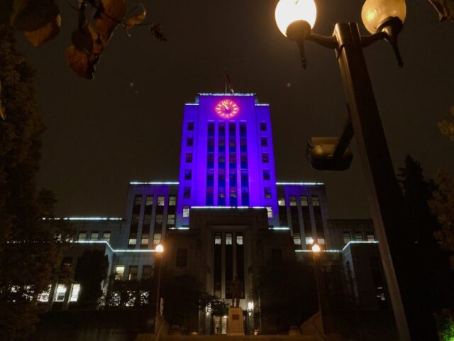 International Overdose Awareness Day 2020 20 Vancouver city hall lit up with a purple light for International Overdose Awareness Day