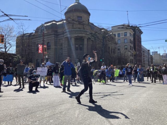 IMG_8391 Eris Nyx at safe supply rally